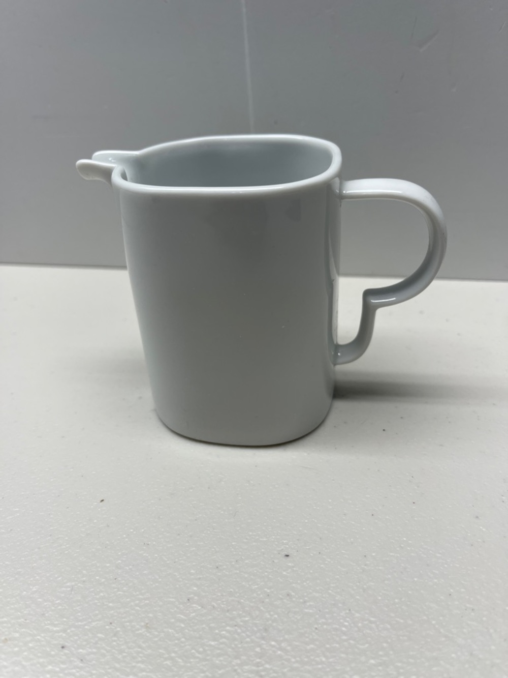 CHRISTOPHER STUART-CREAMER STUDIO WHITE M2504-WHITE-MINT CONDITION